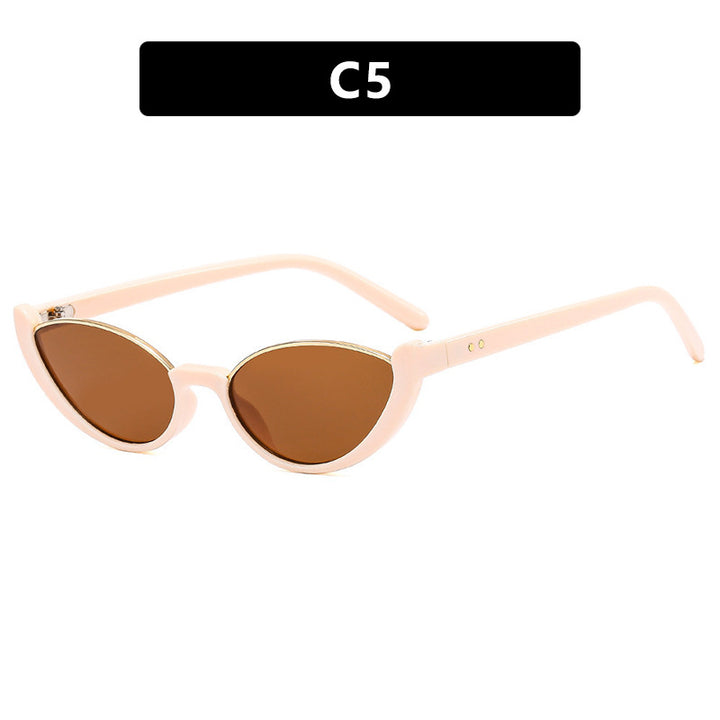 Women's Cat-Eye Sunglasses with Mirrored Lenses and Elegant Frame Stornfield