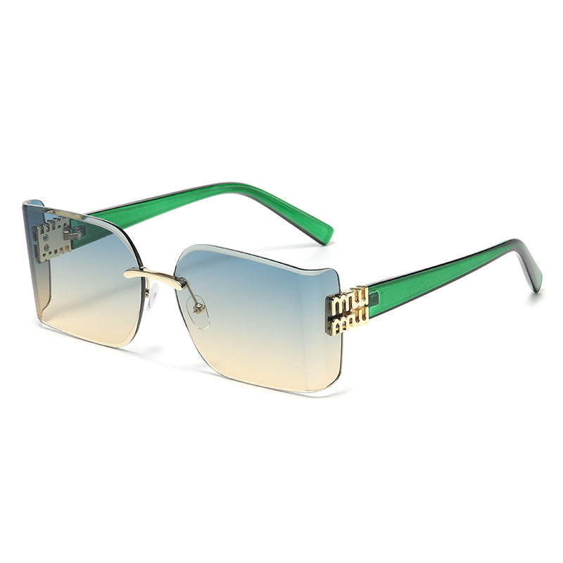 Elegant Oversized Square Sunglasses
