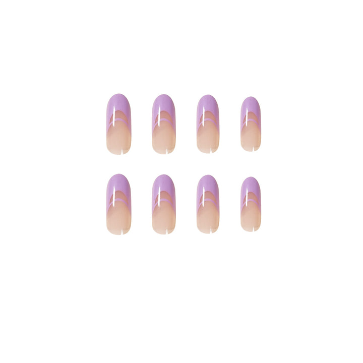 Elegant artificial nails with fine ombre design and noble accents Stornfield