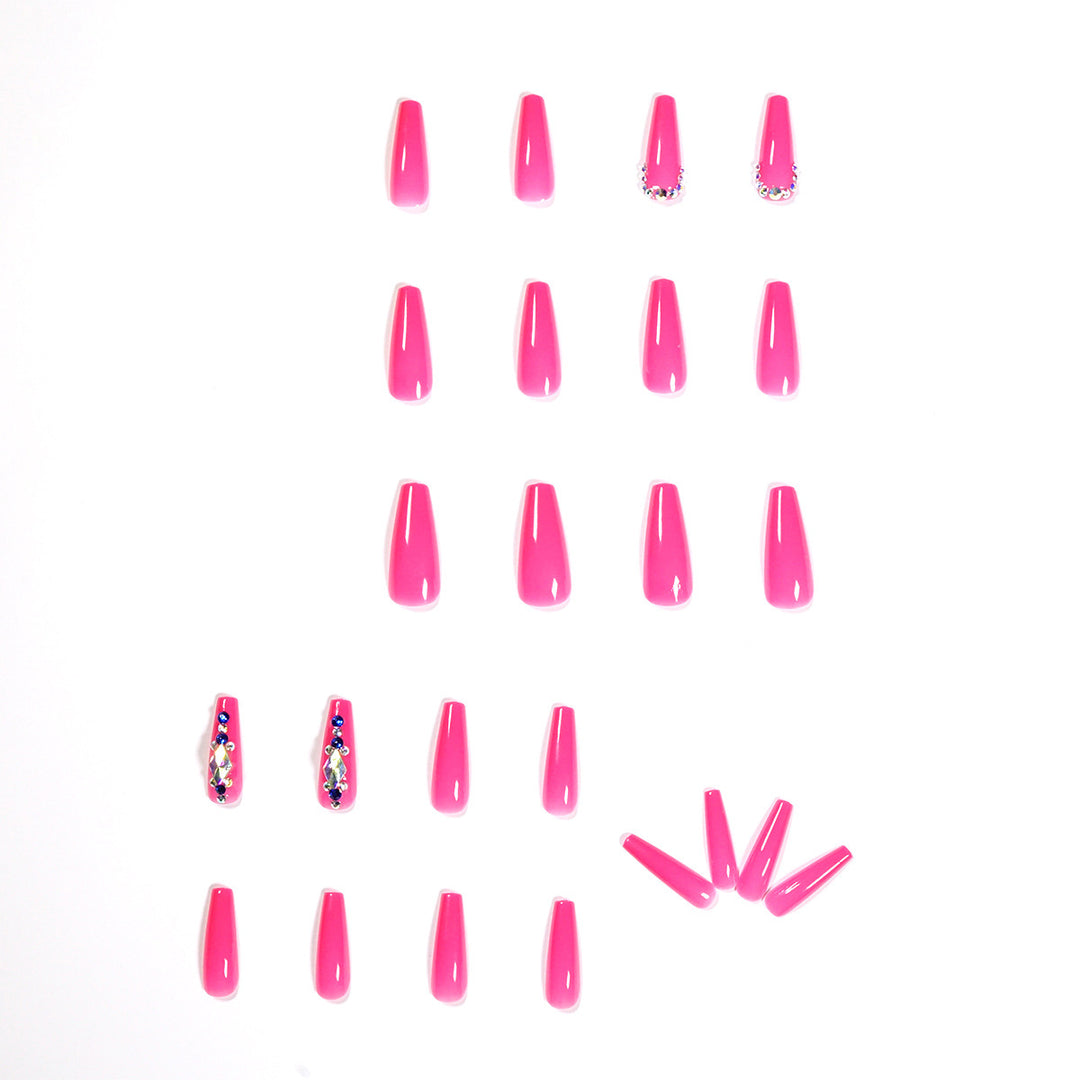 Elegant Nail Art with Glitter Decoration Stornfield