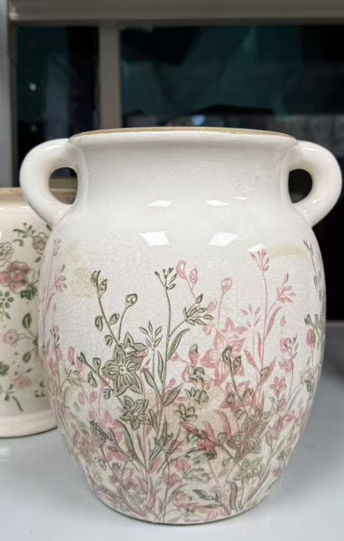 Flower decoration vessel with playful pattern Stornfield