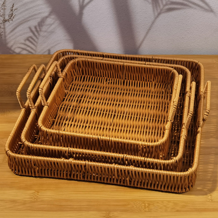 Ladies round willow baskets by Stornfield