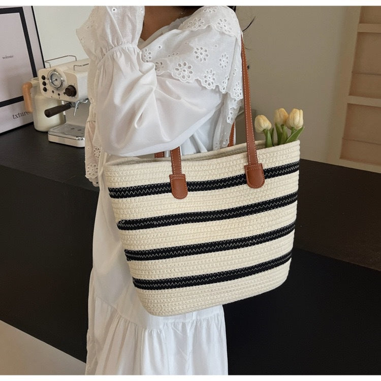 Casual tote bag with stylish stripe pattern Stornfield
