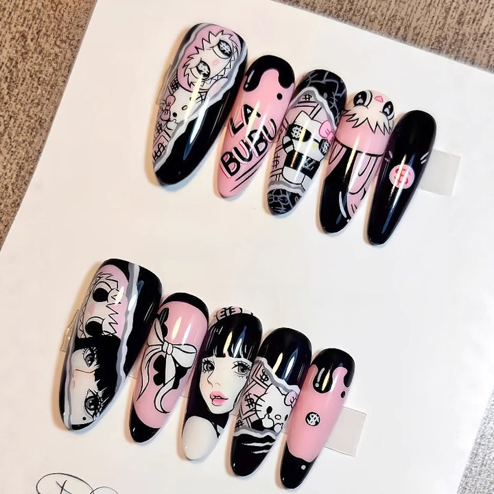 Elegant Nail Art with Black-White Contrast Stornfield