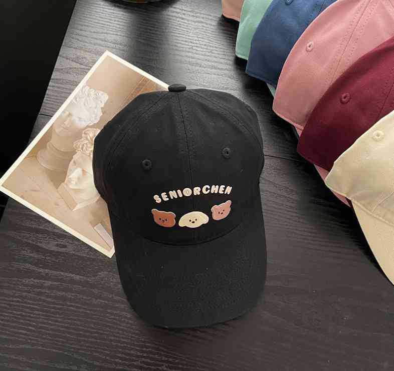 Women's Playful Graphic Cap Stornfield
