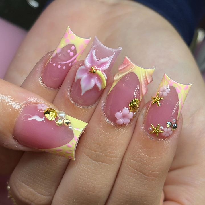 Sea-Inspired Decorative Acrylic Nail Art Extensions Stornfield