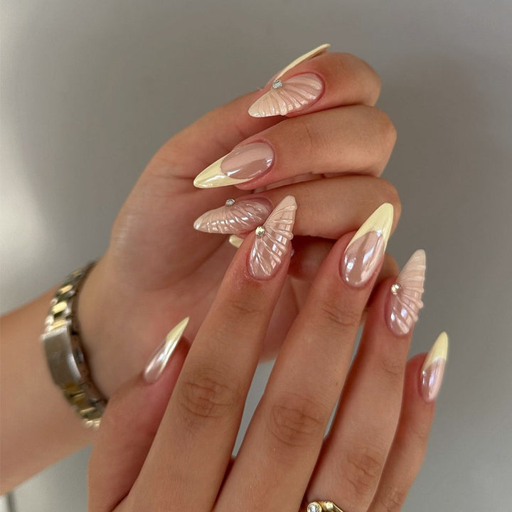 Artistic Stiletto Press-On Nail Set with Embellished Shell Design Stornfield