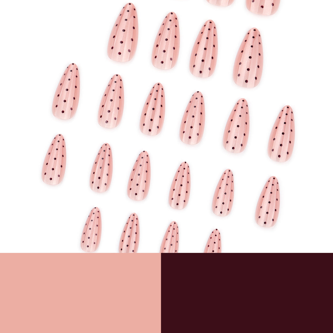 Artificial nail with polka dots Stornfield