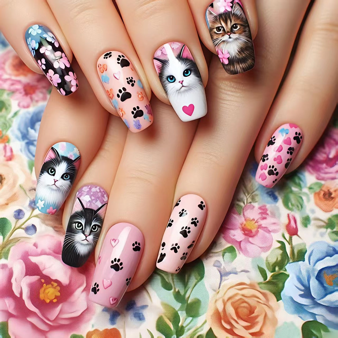 Creative artificial nails with playful cat pattern Stornfield