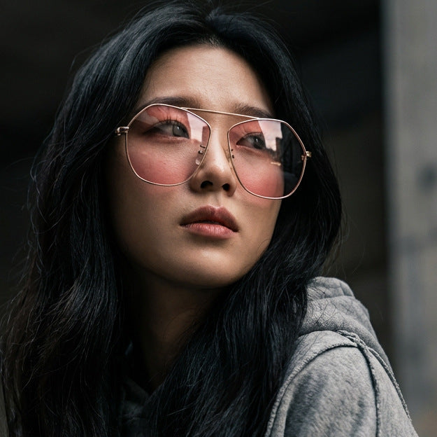 Women's geometric sunglasses with luxurious metal frame Stornfield