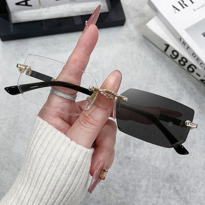Ladies elegant and fashionable sunglasses with transparent frame Stornfield