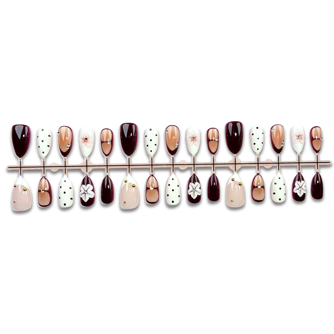 Artistic Nail Art Press-On Kit