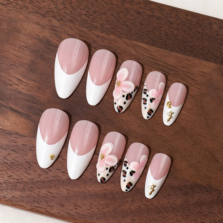 Elegant Floral Acrylic Press-On Nail Set Stornfield