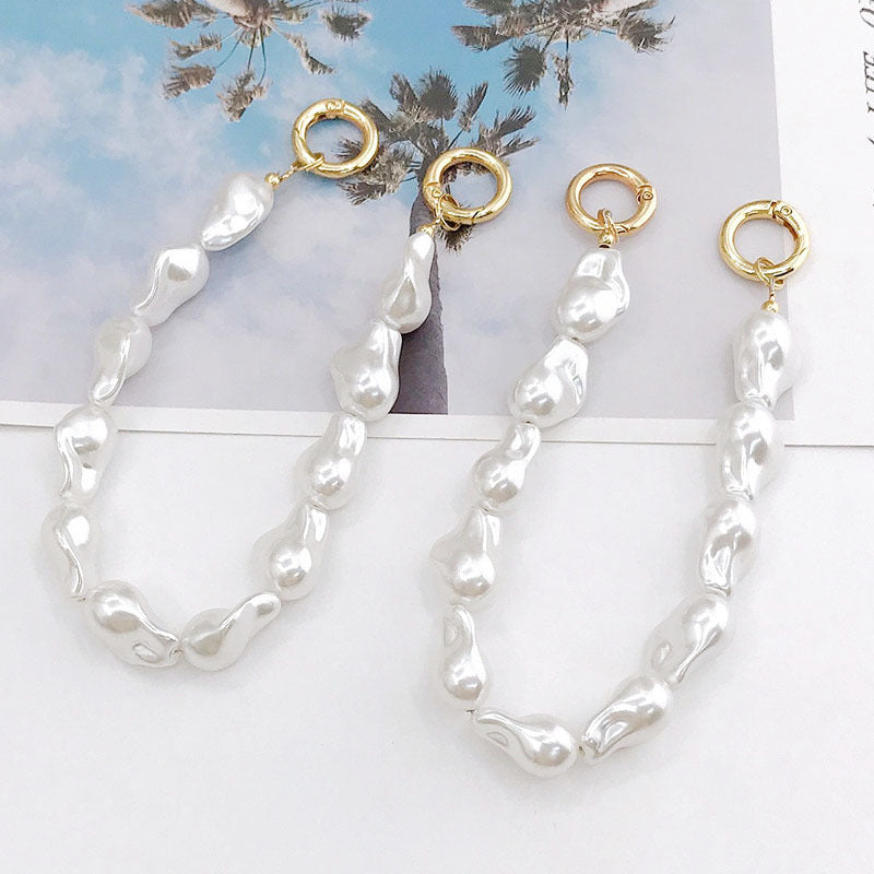 Pearl Beaded Eyewear Chain Stornfield