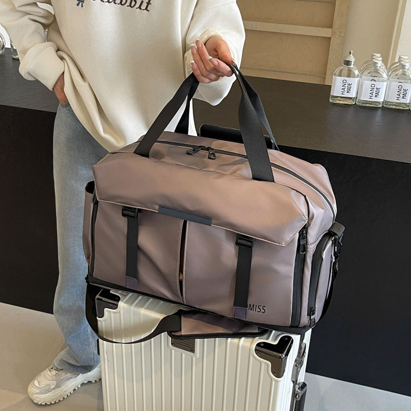 Versatile Sleek Travel Weekender Bag Stornfield