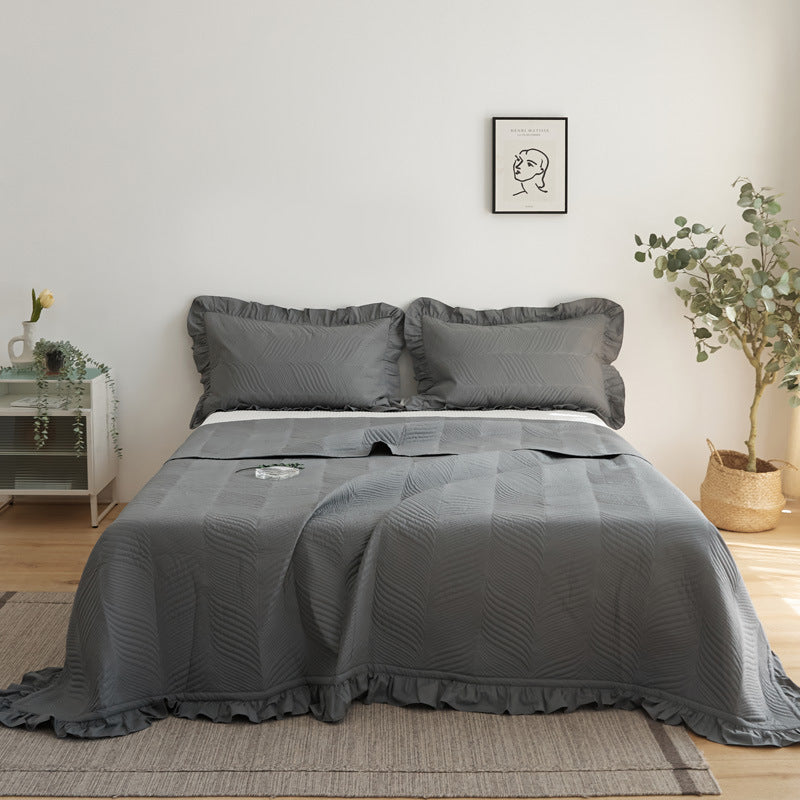 Quilted Leaf-Pattern Ruffled Bedspread and Pillow Sham Set