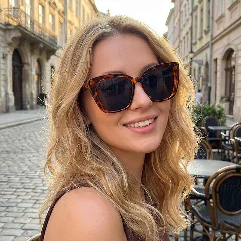 Ladies Fashion Oversized Sunglasses with Unique Design Stornfield