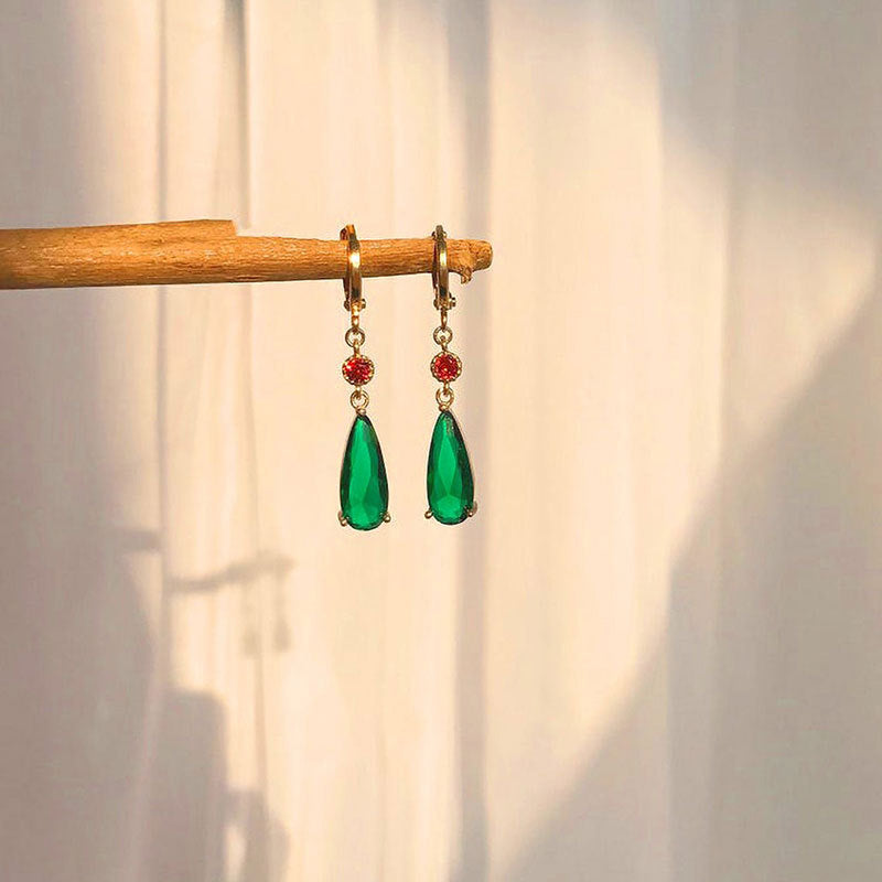 Elegantly Crafted Clip-On Earrings Stornfield