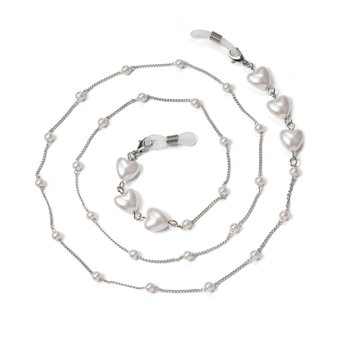 Elegant Heart-Shaped Pearl Chain Stornfield