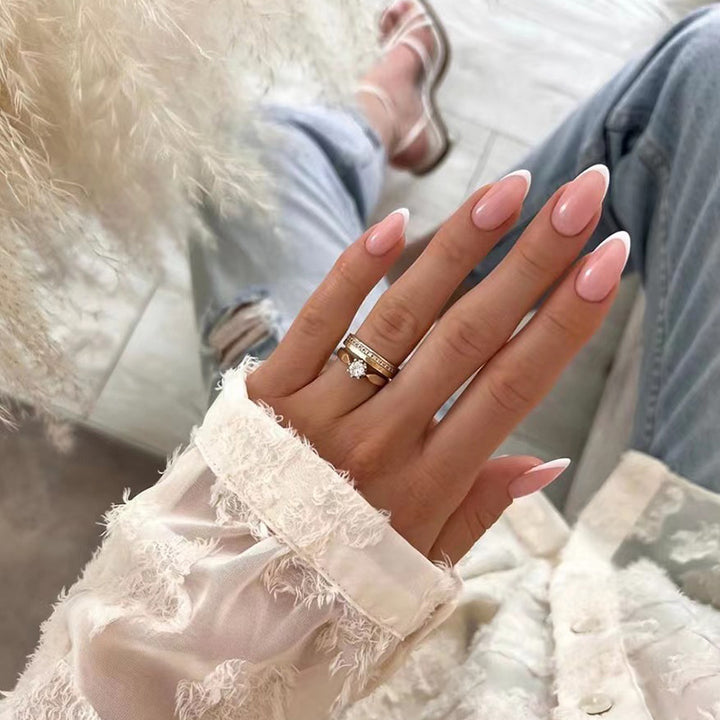 Elegant and shiny nail extensions Stornfield