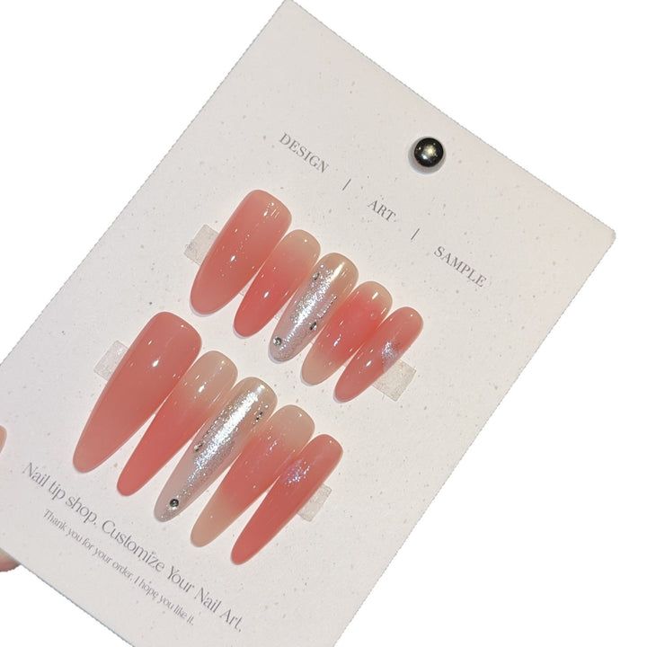 Artificial Nail Set with Elegant Gradient Color and Glitter Details Stornfield