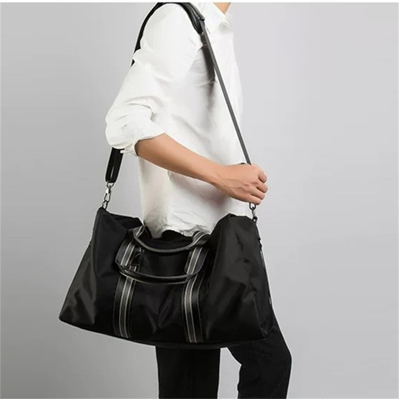 Spacious travel bag Stornfield