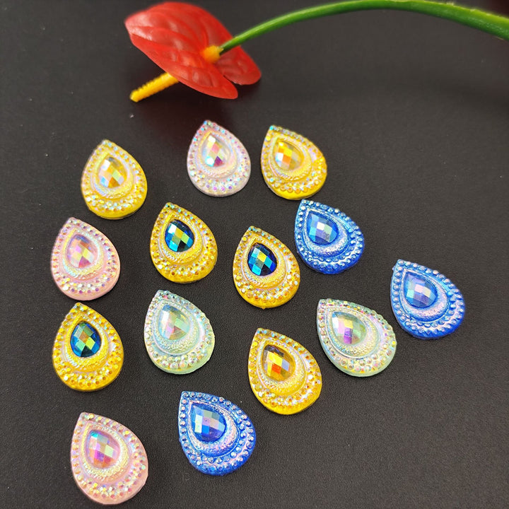 Glittering drop appliqués Stornfield