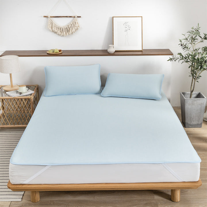 Ladies mattress topper with waterproof and breathable function Stornfield