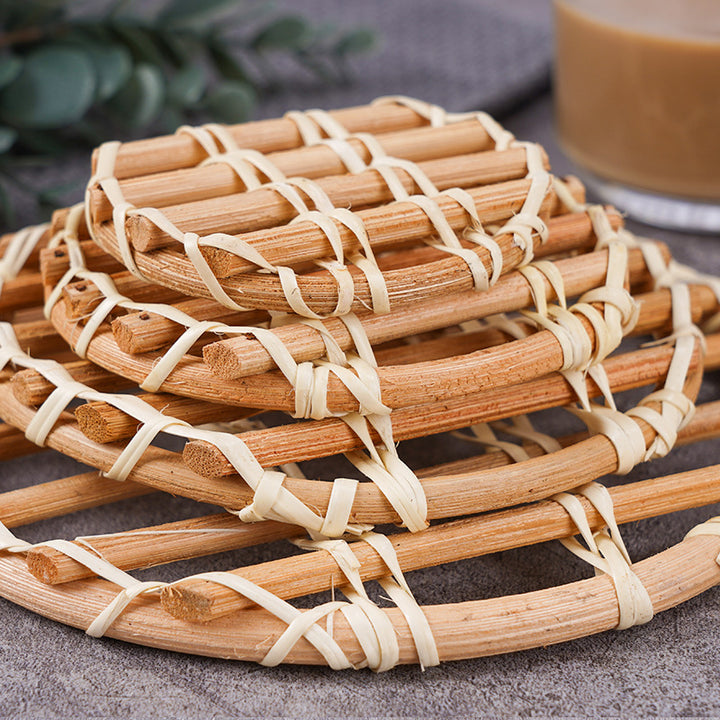 Women Decorative Table Coasters made of Braided Natural Material Stornfield
