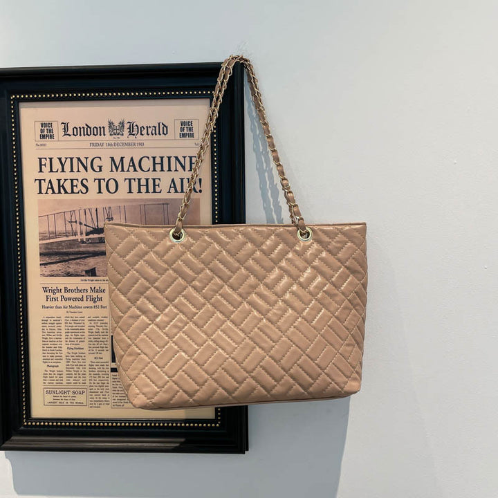 WoQuilted Tote Bag with Chain Handles Stornfield