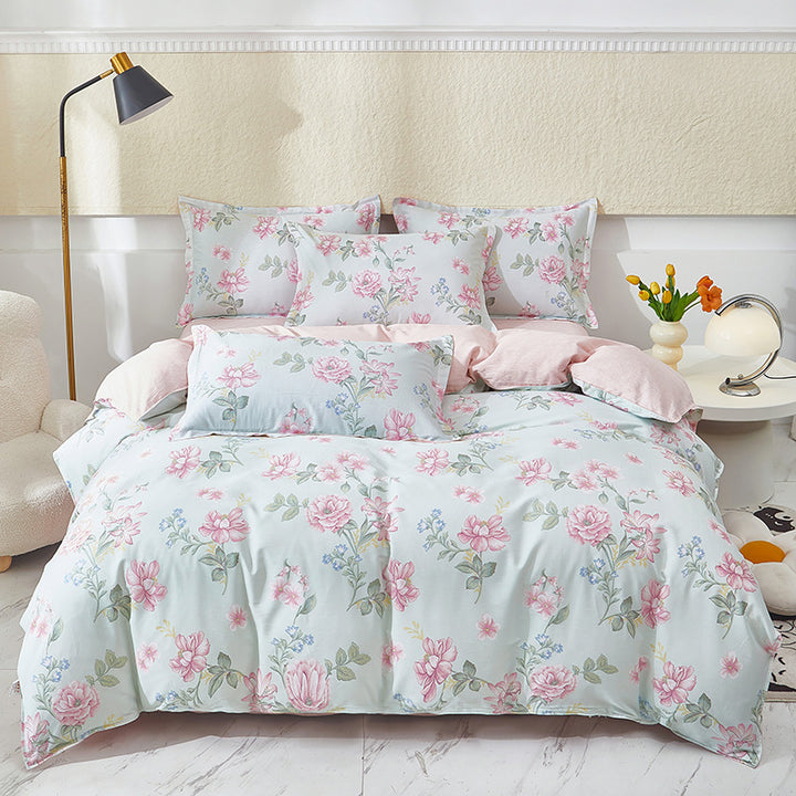 Cozy Heart Pattern Bedding Set