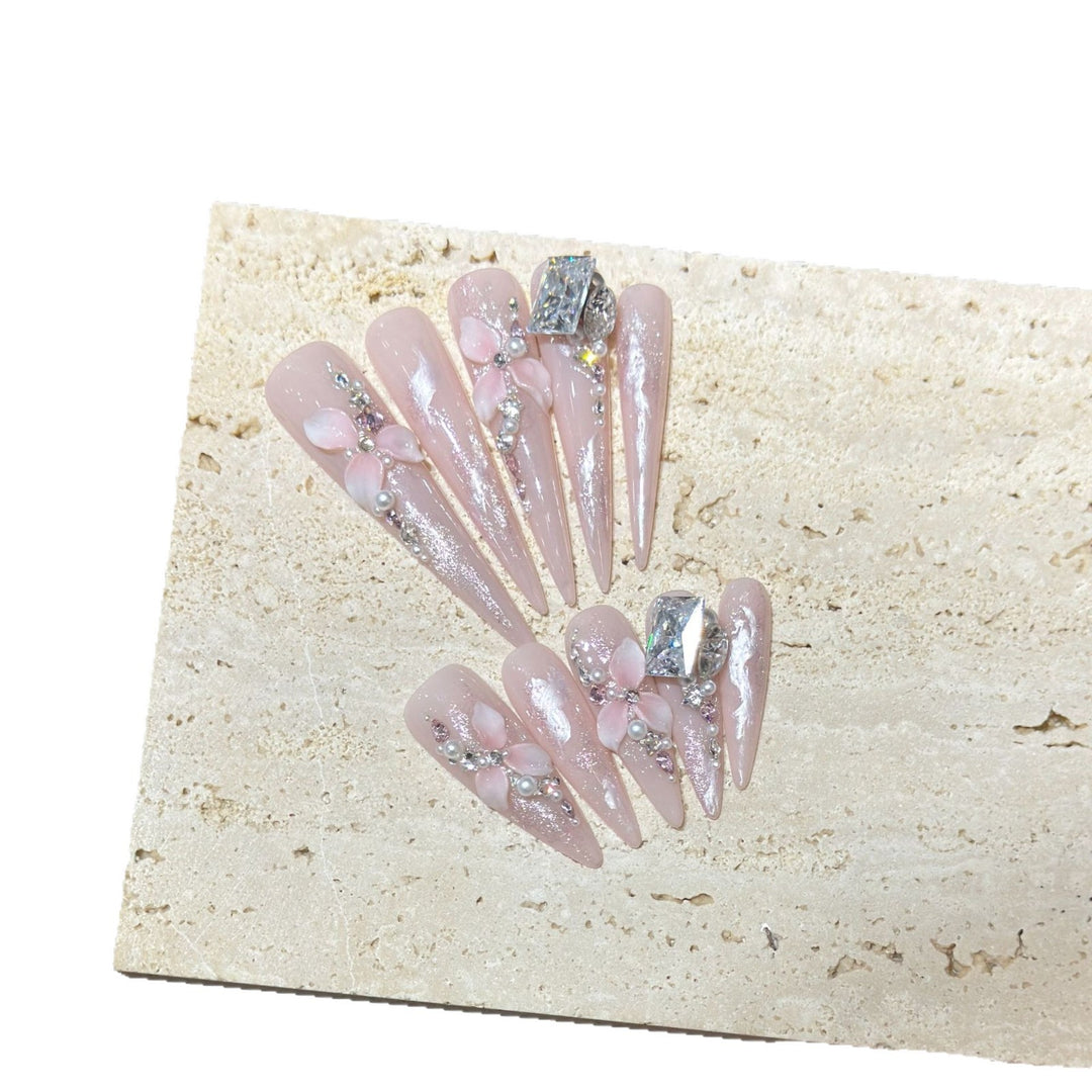 Artistic Nail Art Set