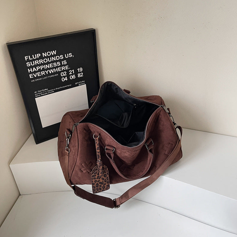 Sporty travel bag with trendy design and practical compartments Stornfield