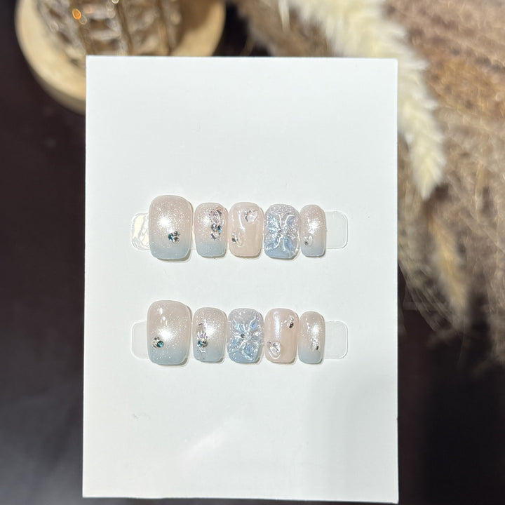 Decorative Press-On Nail Art Set with Crystal Accents Stornfield
