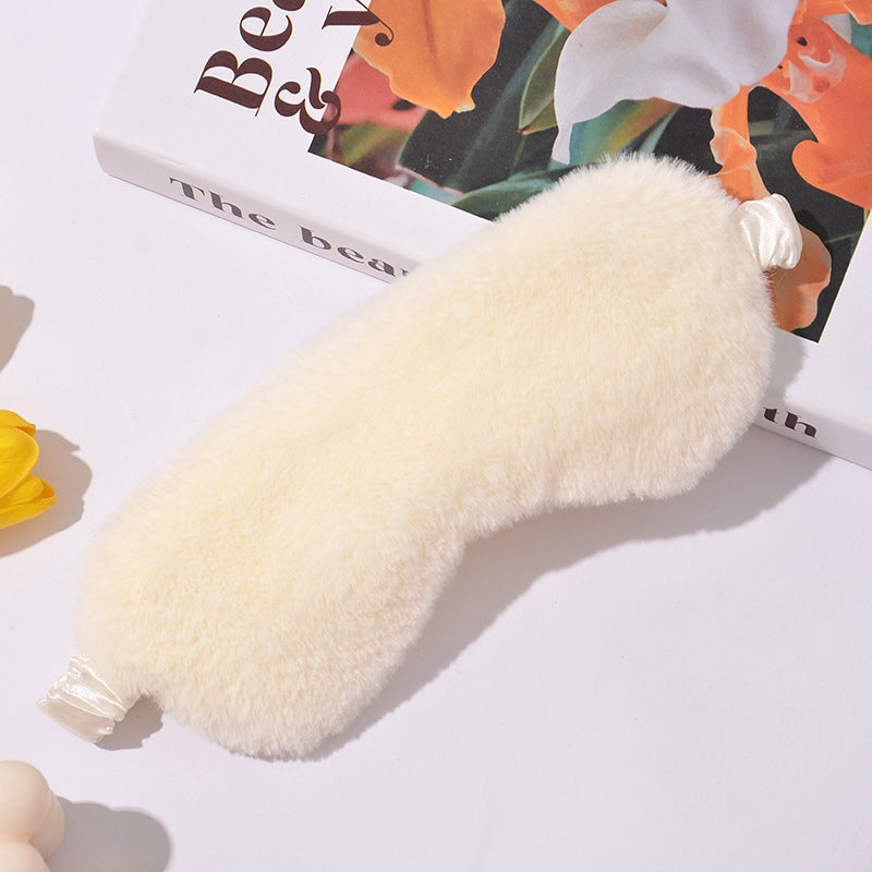 Women's fluffy ergonomic eye mask with adjustable satin band and soft faux fur cover Stornfield