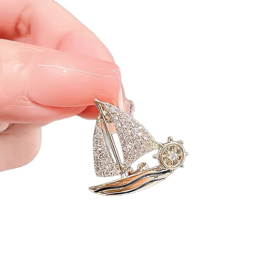 Elegant Sailboat Brooch Stornfield