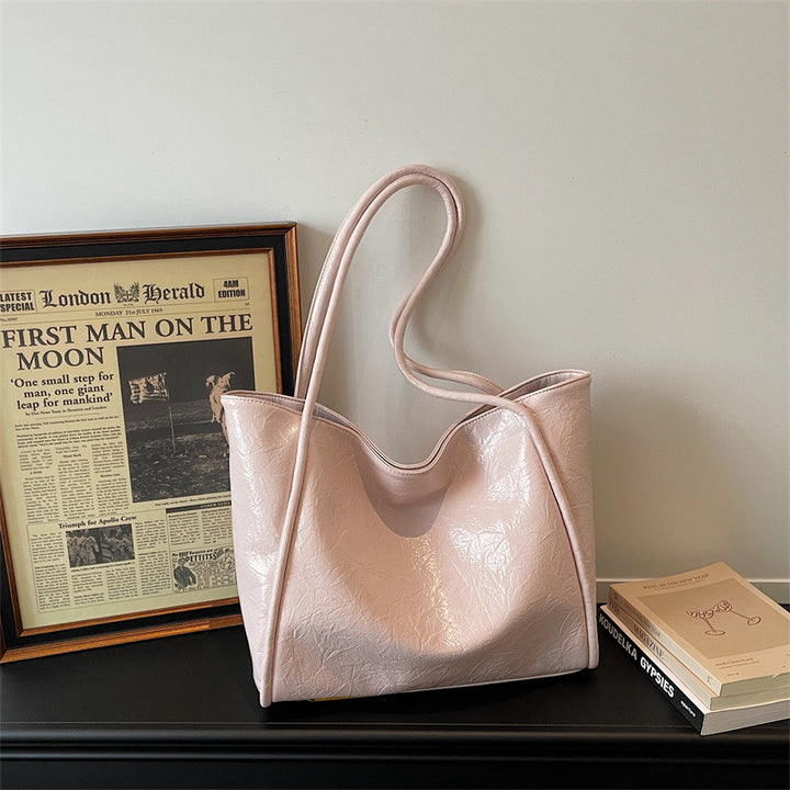 Versatile Soft-Finish Tote Stornfield