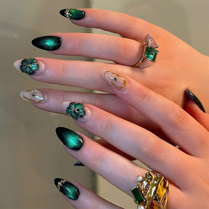 Artificial nail set with floral accents and glitter details Stornfield