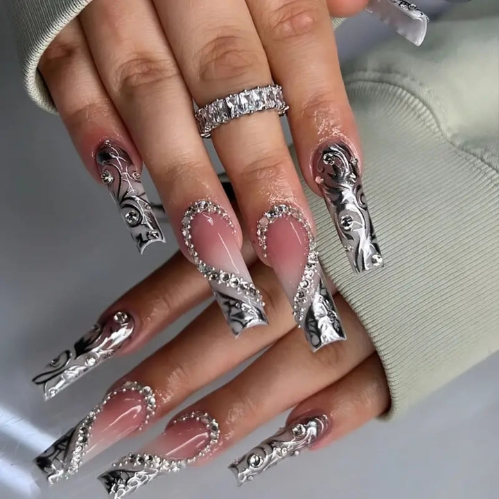 Artificial nails with modern night motif Stornfield