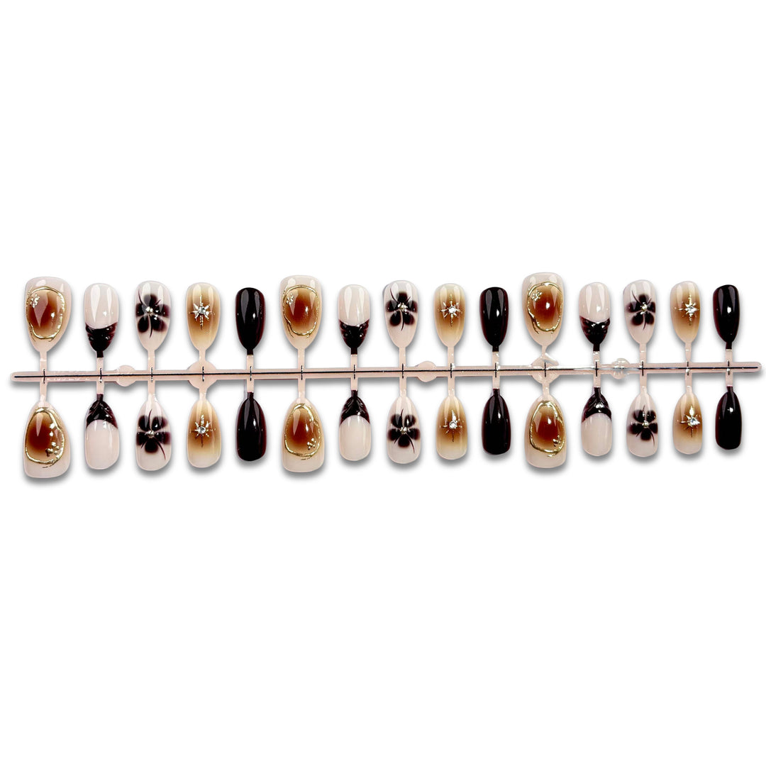 Luxury Press-On Nail Art Set 1790745644