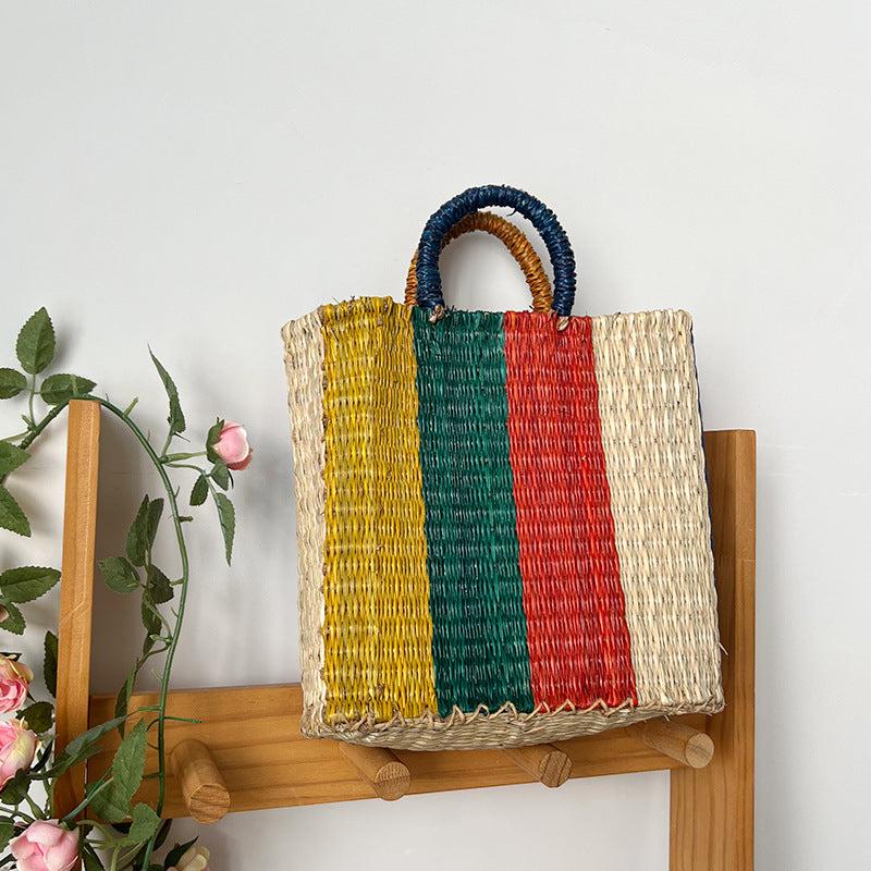 Women's versatile and handcrafted tote bag made of colorful seagrass Stornfield