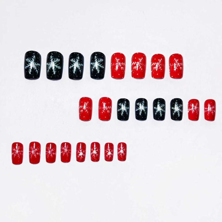Artificial nails with winter snowflake design Stornfield