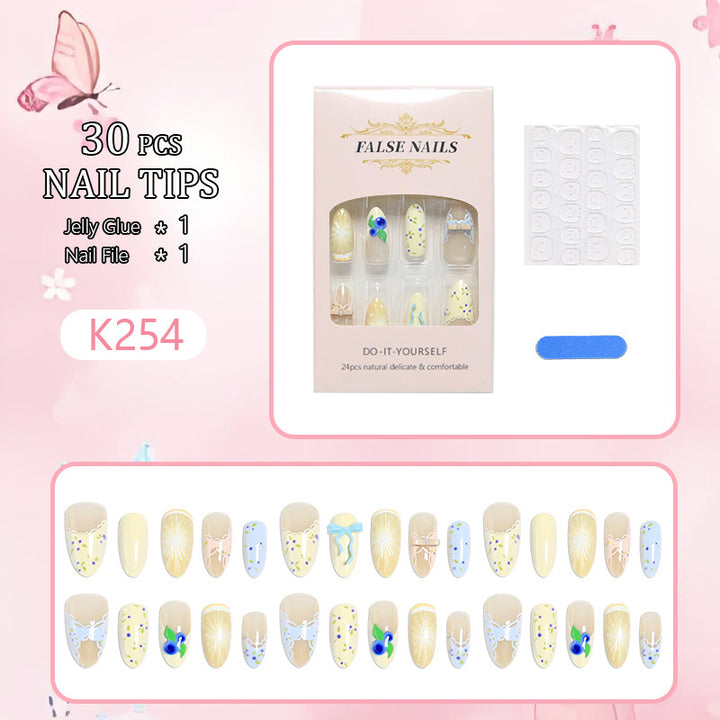 Artificial nails with playful floral design Stornfield