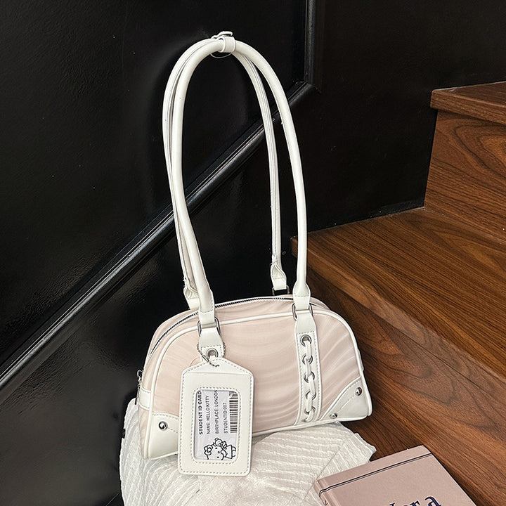 Vintage-Inspired Quilted Handbag