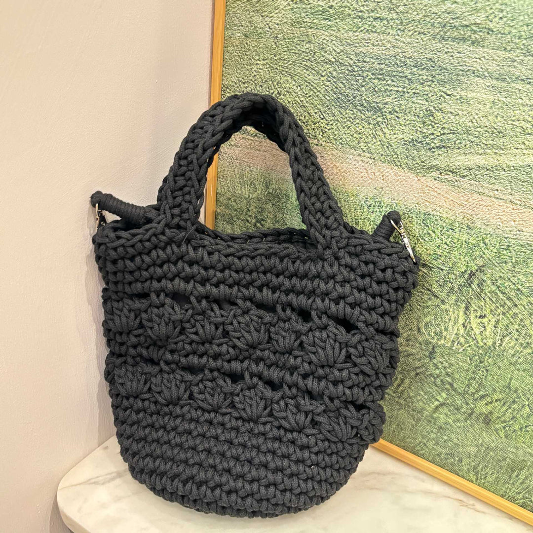 Fashionable handbag with stylish structure pattern Stornfield