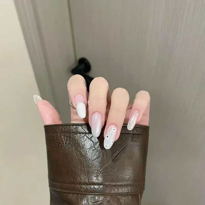Elegant Trendy Nail Art Extensions