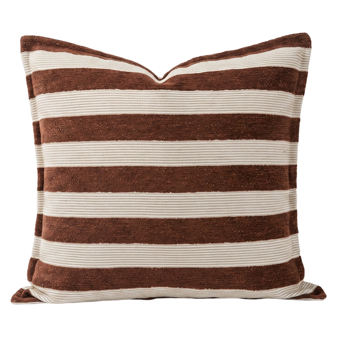 Decorative cushion with tassels
