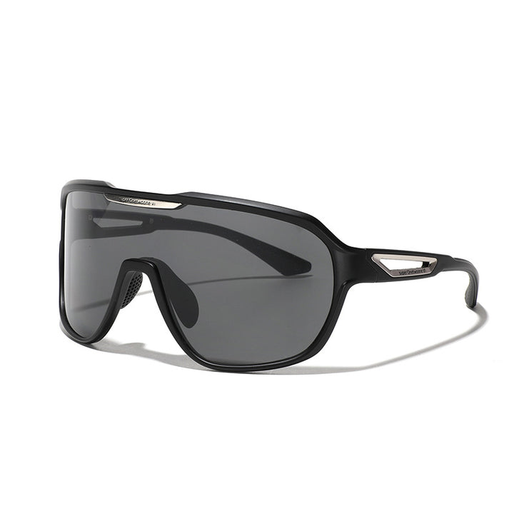 Women's Sporty Sunglasses with Optimized Frame Construction Stornfield