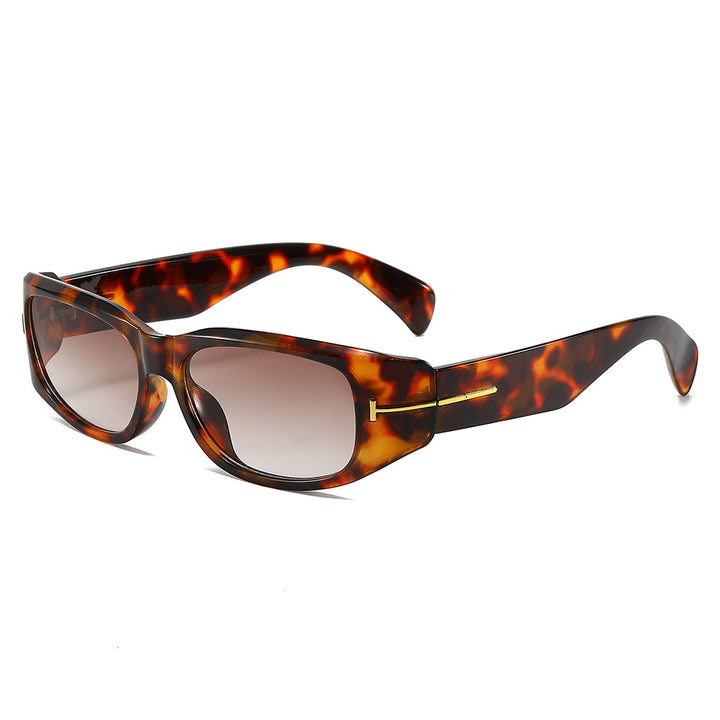 Retro-Inspired Oversized Square Sunglasses Stornfield