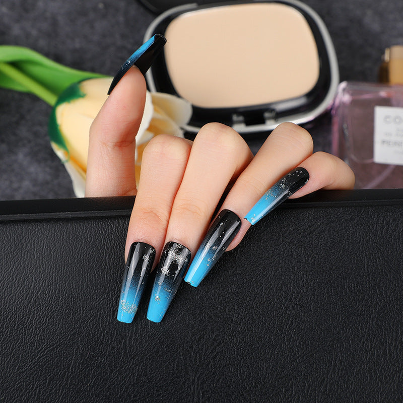 Elegant artificial nails with gold accents Stornfield